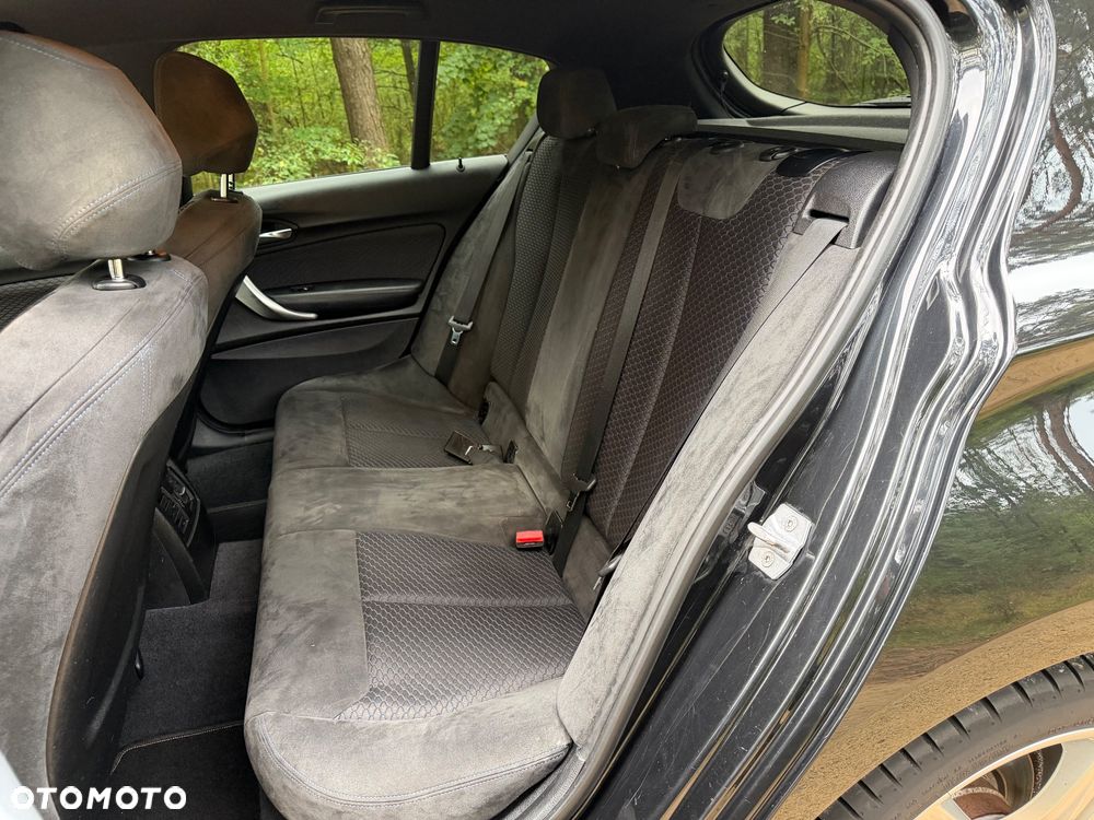 BMW Seria 1 116i Sport Line - 38