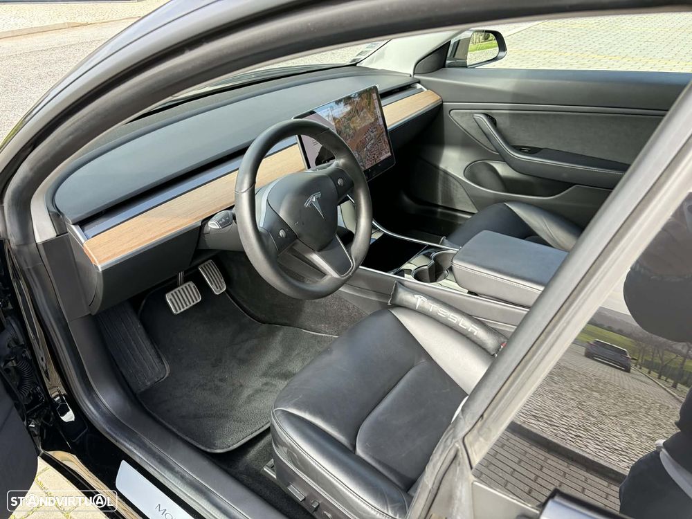 Tesla Model 3 Long-Range Dual Motor AWD - 4