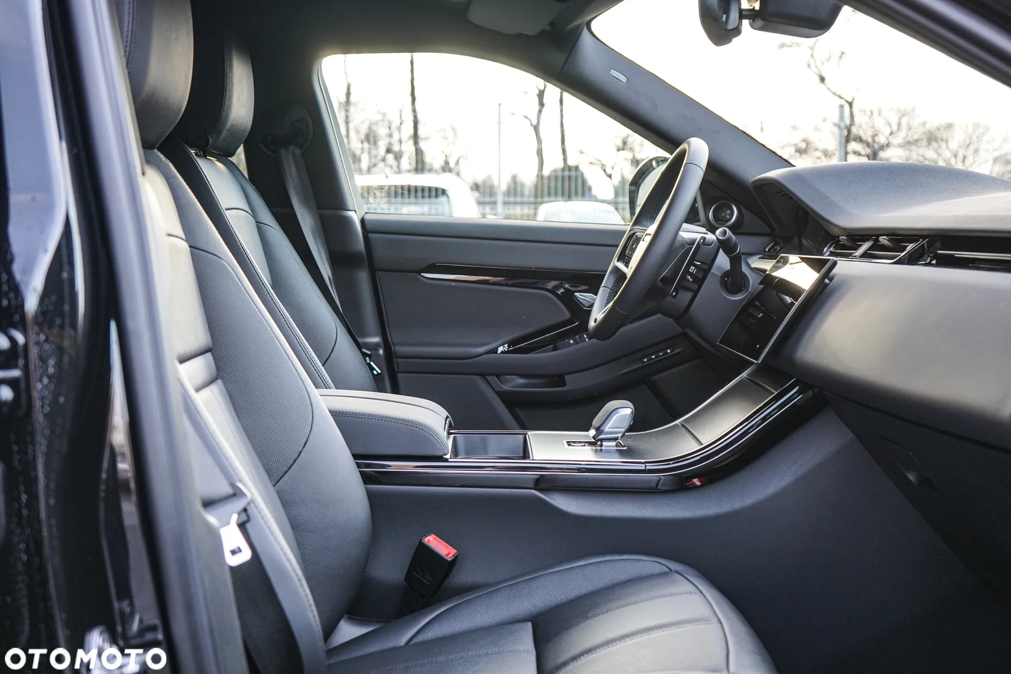 Land Rover Range Rover Evoque D200 R-Dynamic SE - 12