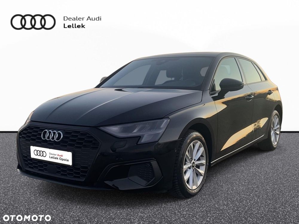 Audi A3 Sportback - 1