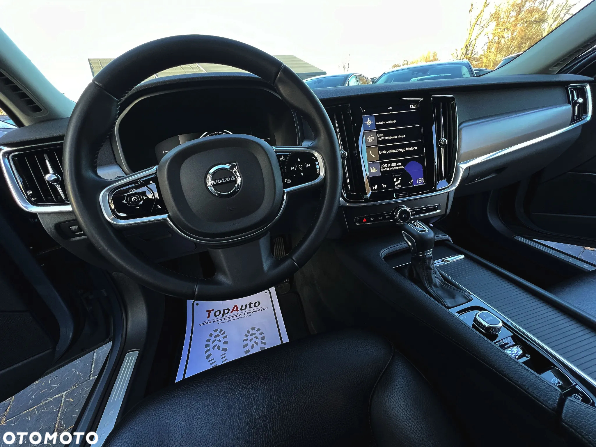 Volvo V90 D4 Momentum Pro - 28