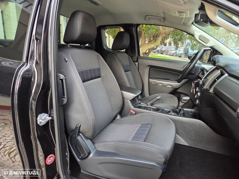 Ford Ranger 2,0 l EcoBlue Cabine Dupla Auto XLT - 17