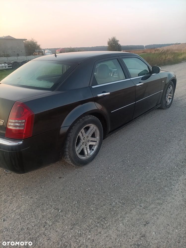 Chrysler 300C - 3