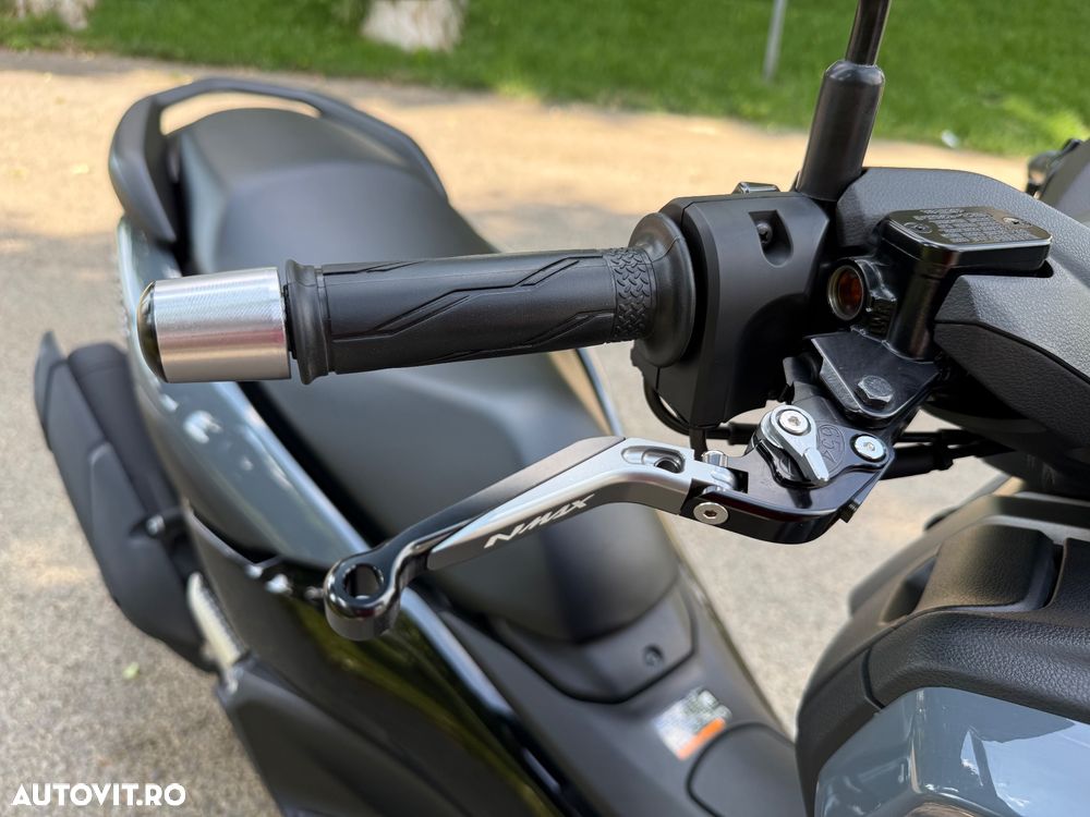 Yamaha XMAX 125 - 14