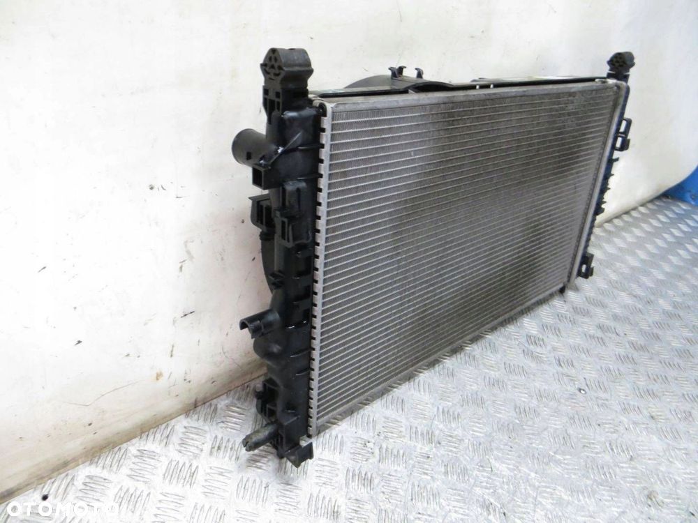 CHEVROLET CRUZE 2.0 WENTYLATORY CHŁODNICY CHŁODNICA KPL 09- - 10