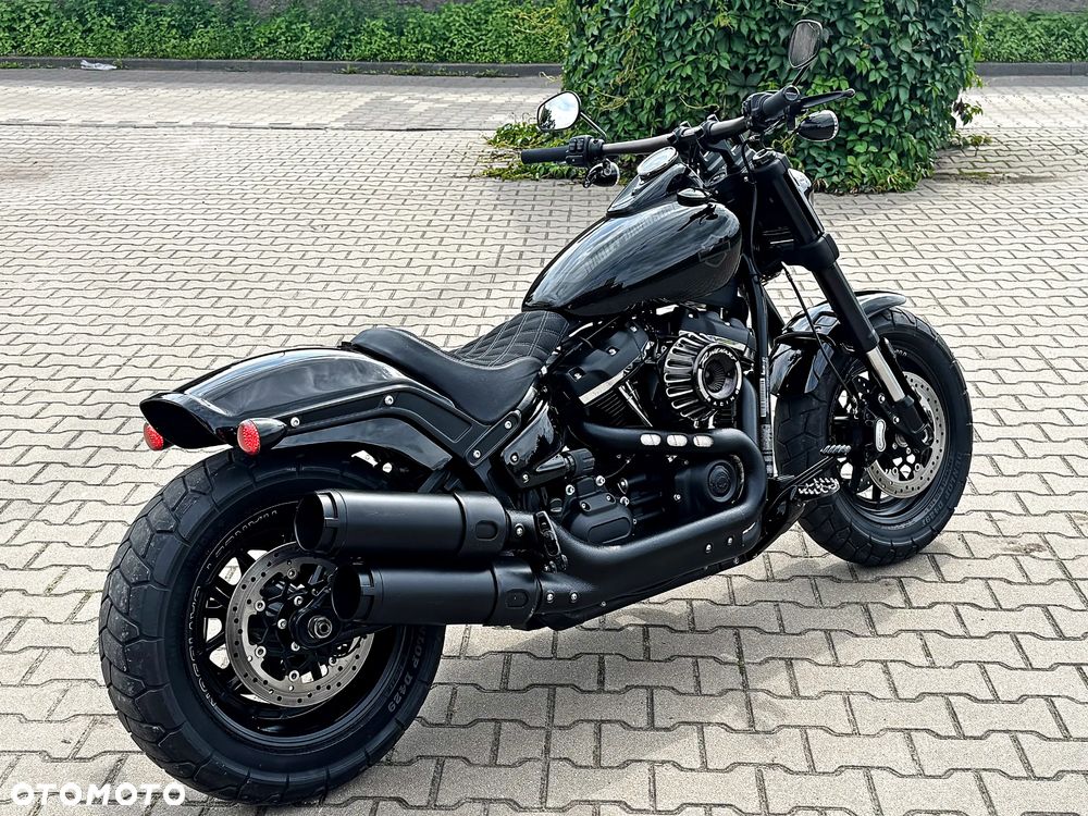 Harley-Davidson Softail Fat Bob - 29