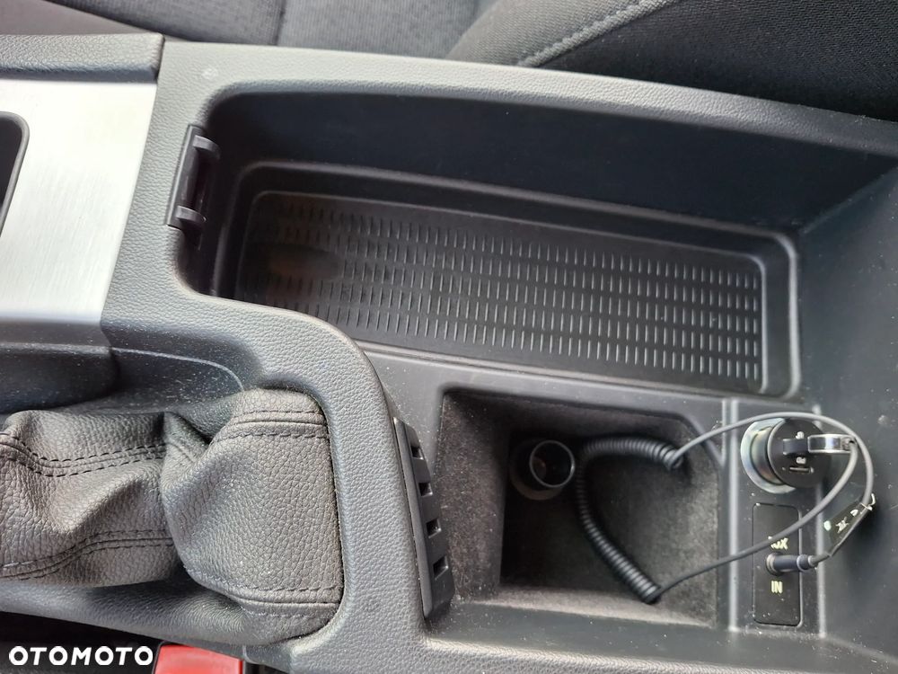 BMW Seria 3 320i - 22