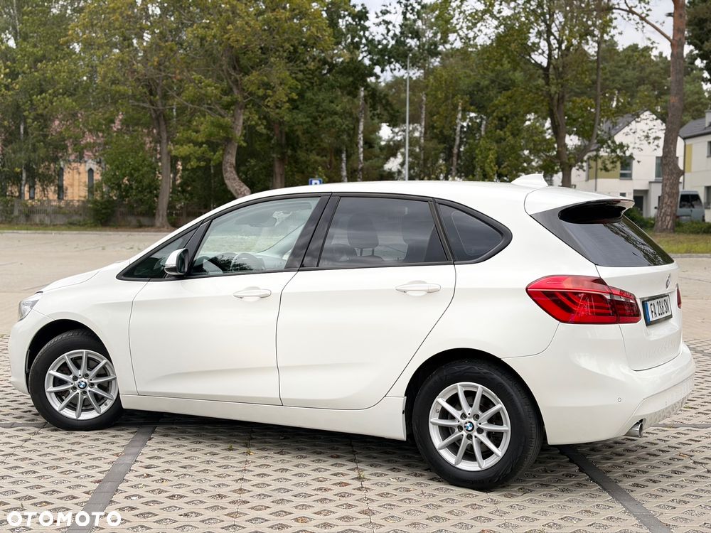 BMW Seria 2 218d Sport-Aut Advantage - 4
