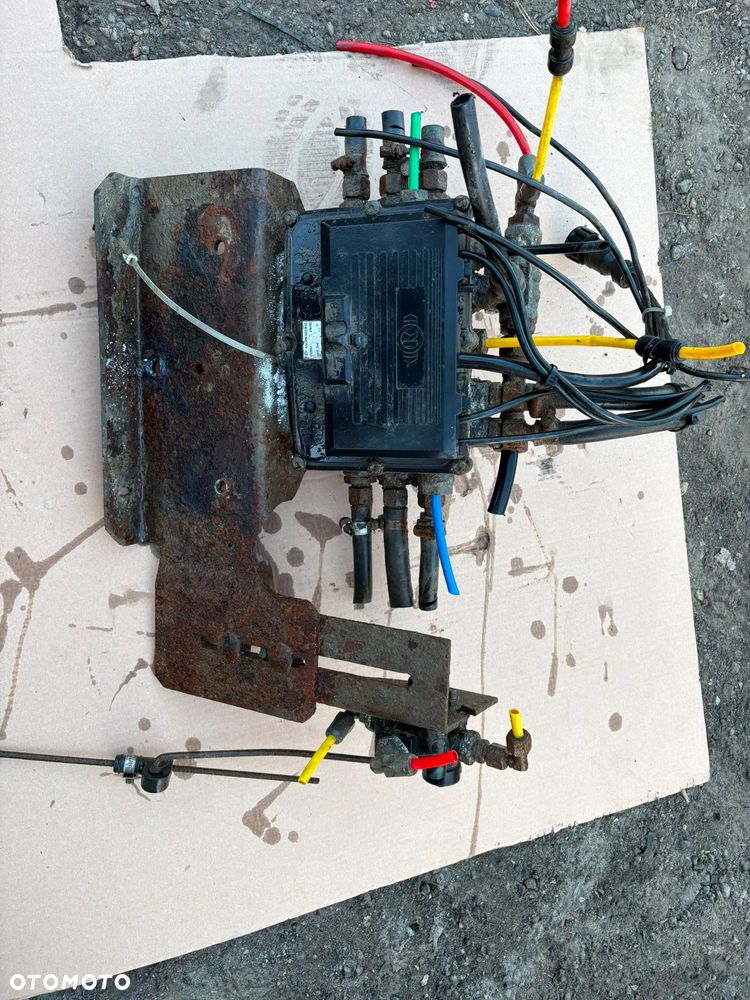 ZAWÓR MODULATOR EBS  NACZEPY KNORR BREMSE ES2053 - 2