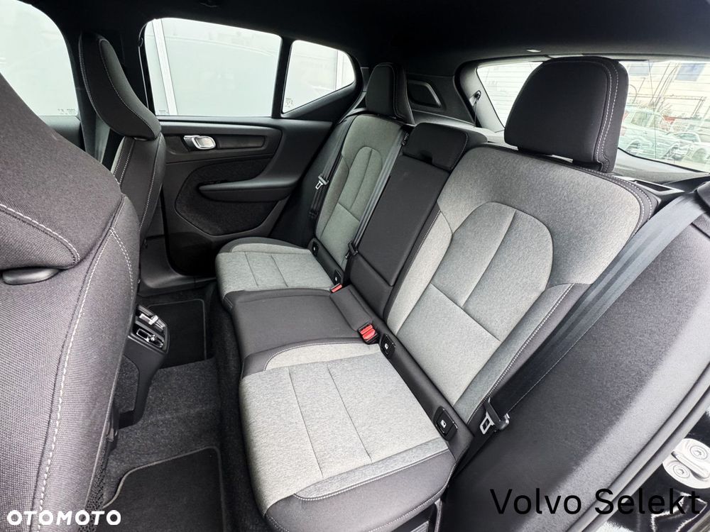 Volvo XC 40 - 33