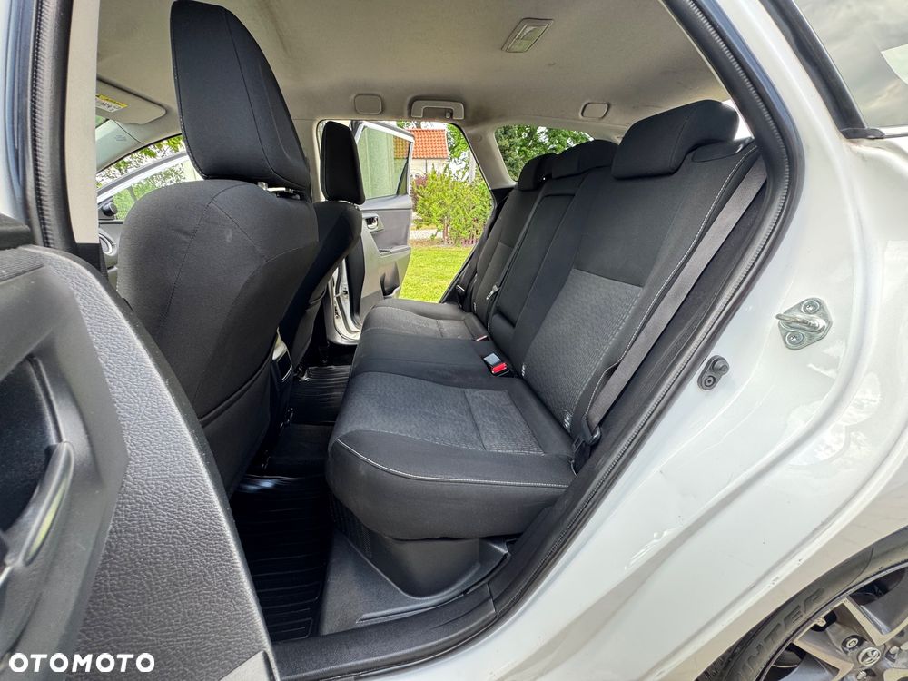 Toyota Auris - 23