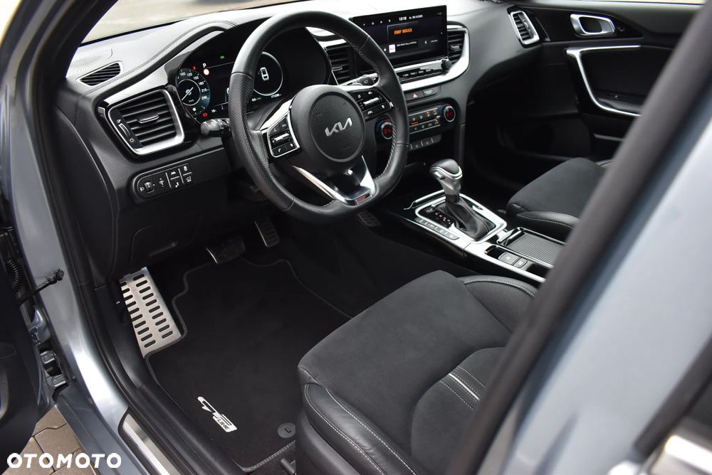 Kia ProCeed 1.5 T-GDI GT Line DCT - 23