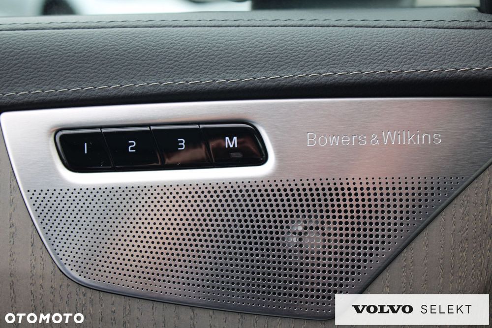 Volvo XC 90 - 20