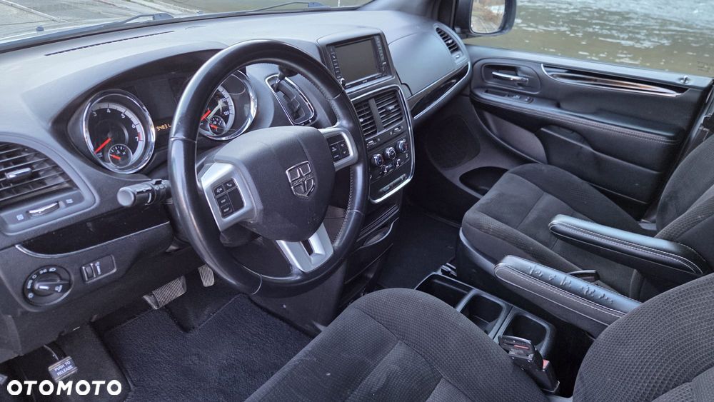 Dodge Grand Caravan 3.6 Express - 9