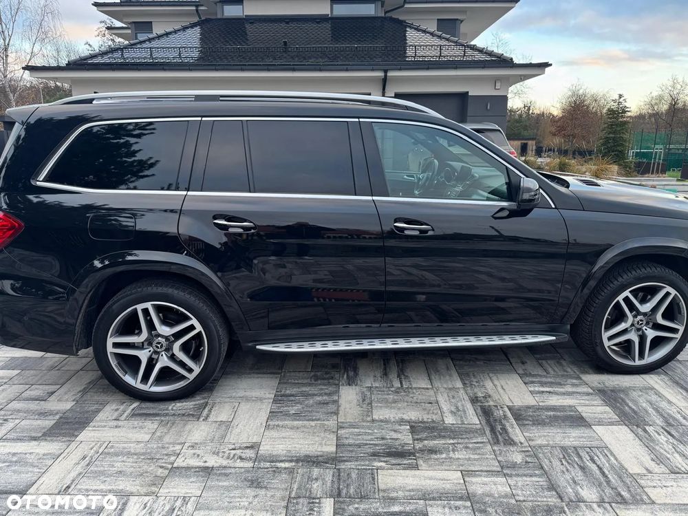 Mercedes-Benz GLS - 20