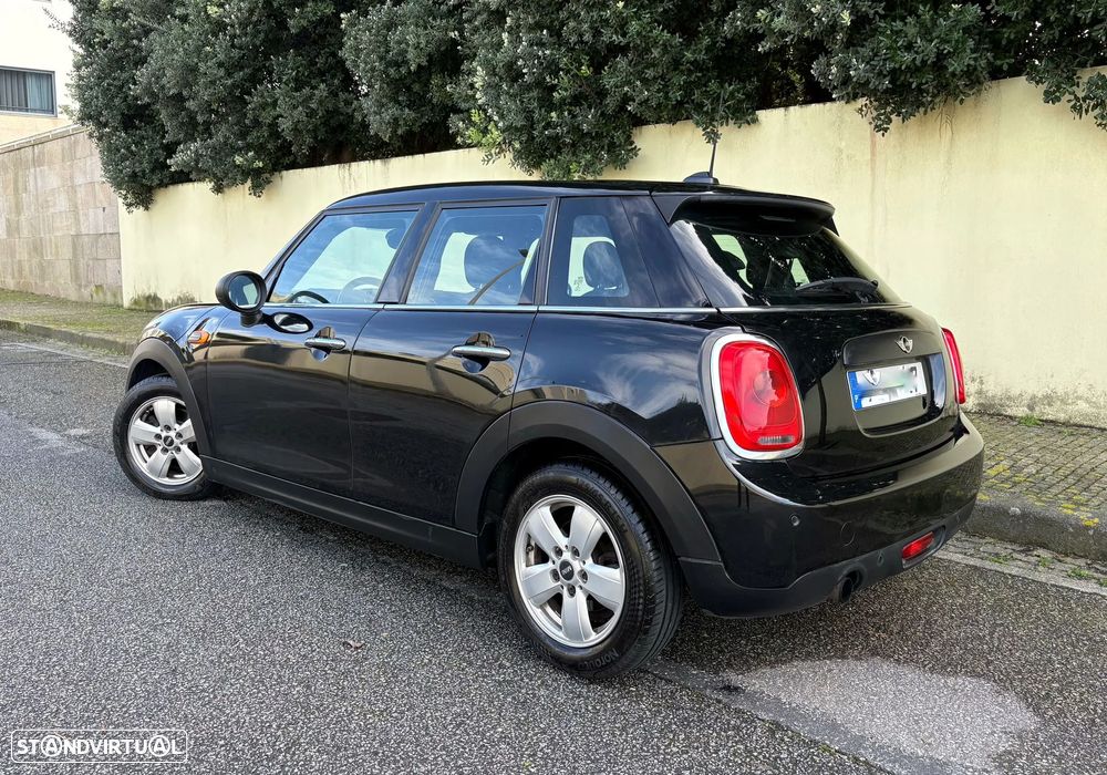 MINI 5 Portas One - 21