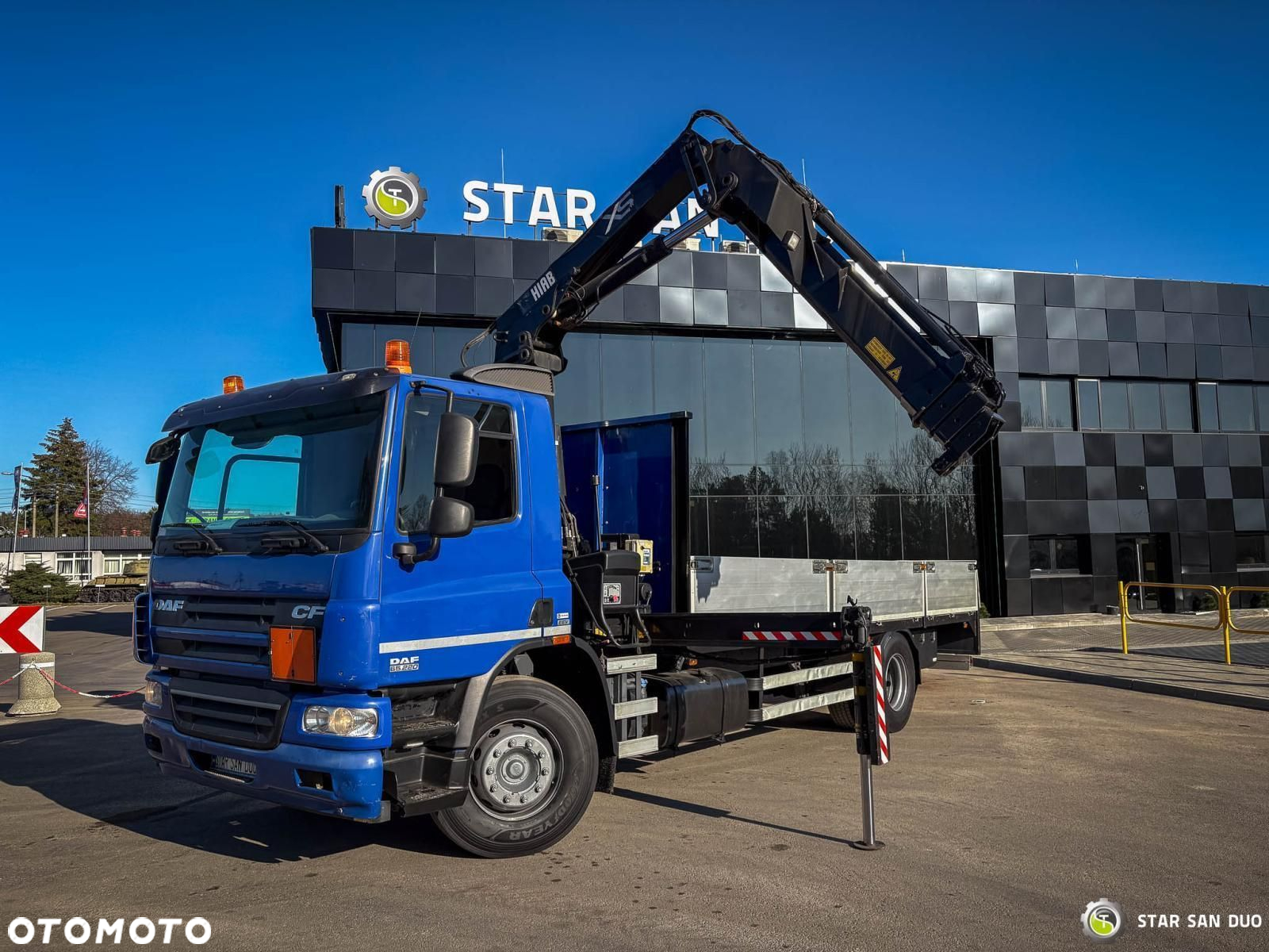 DAF CF 65 4x2 HIAB 144 E-3 HDS Żuraw Euro 5 - 9