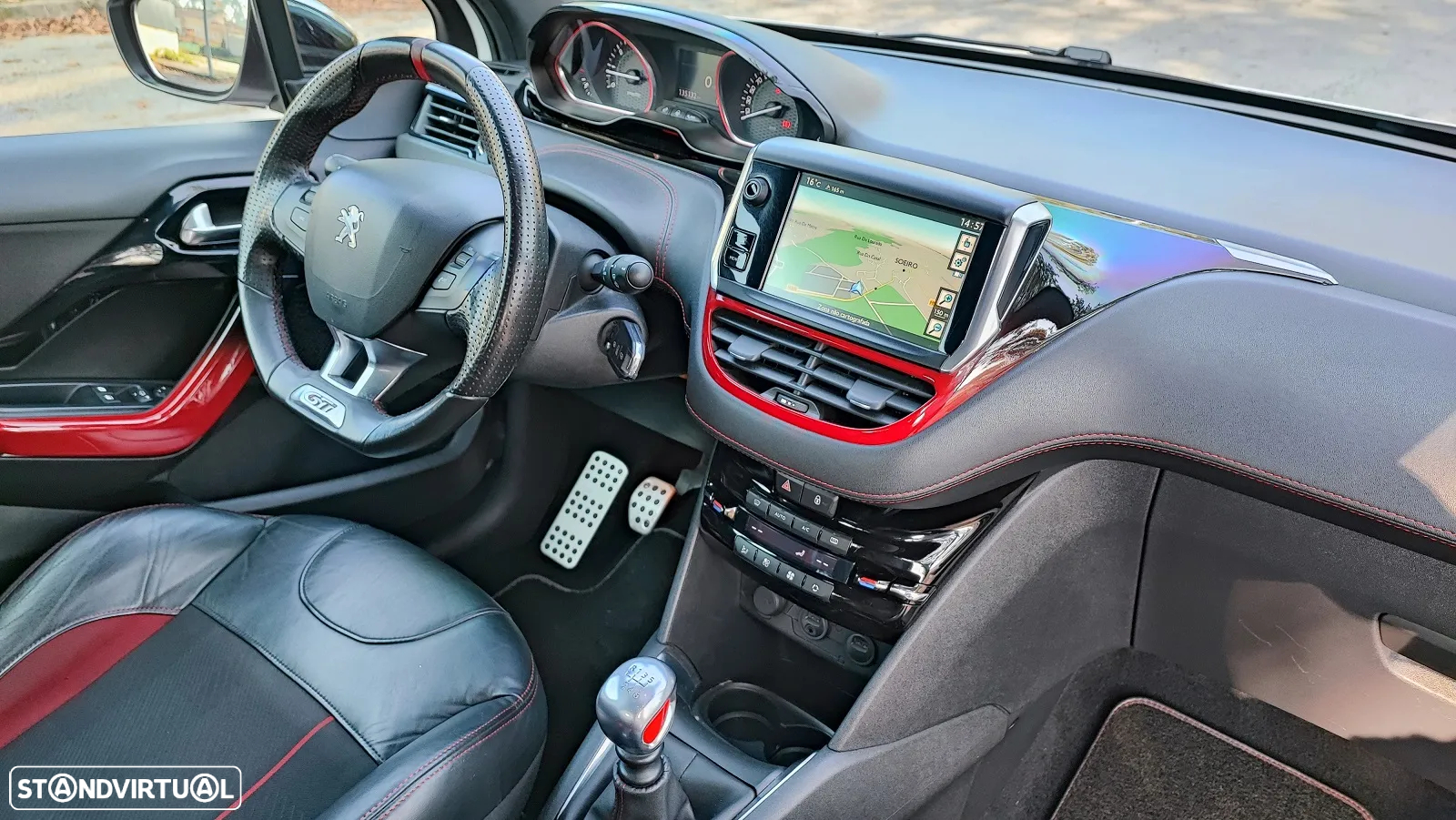 Peugeot 208 GTI 200 THP - 6