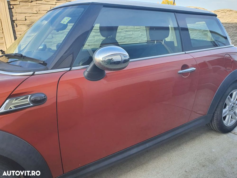 USA MINI COOPER R56 S. - 1