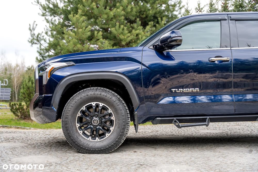 Toyota Tundra - 16