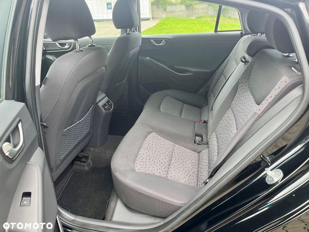 Hyundai IONIQ Style - 11
