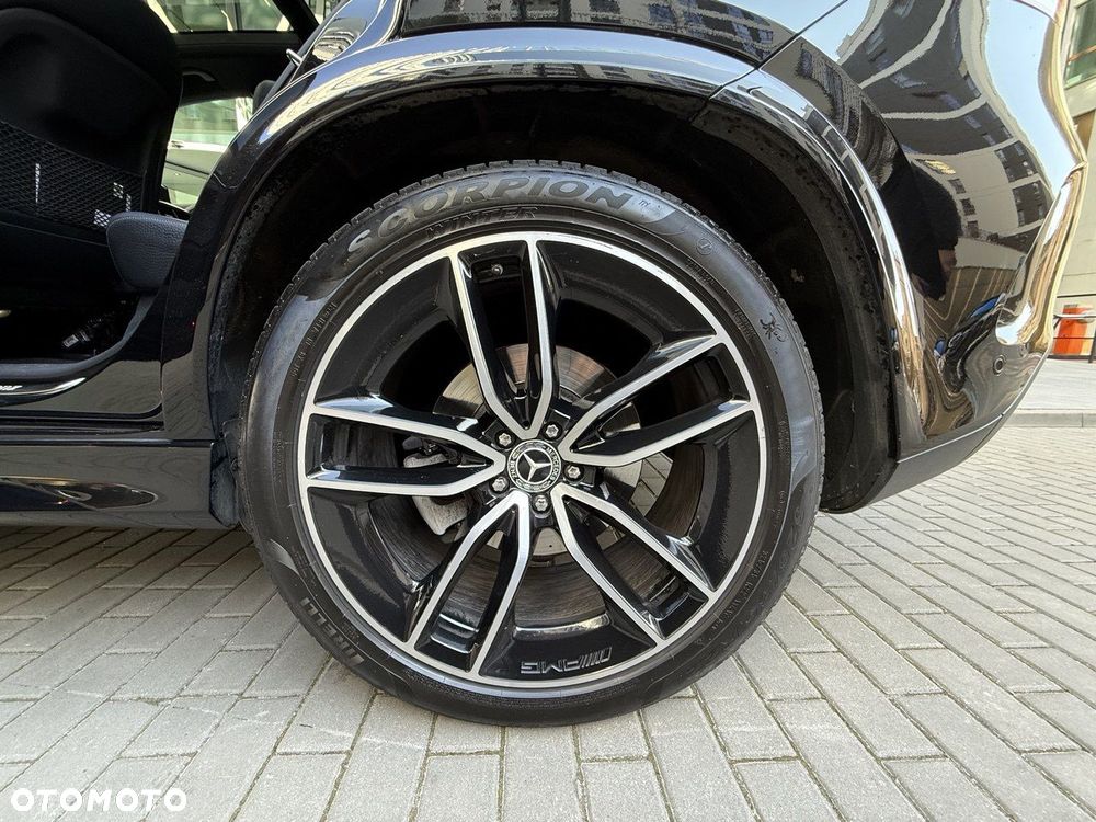 Mercedes-Benz GLE - 12