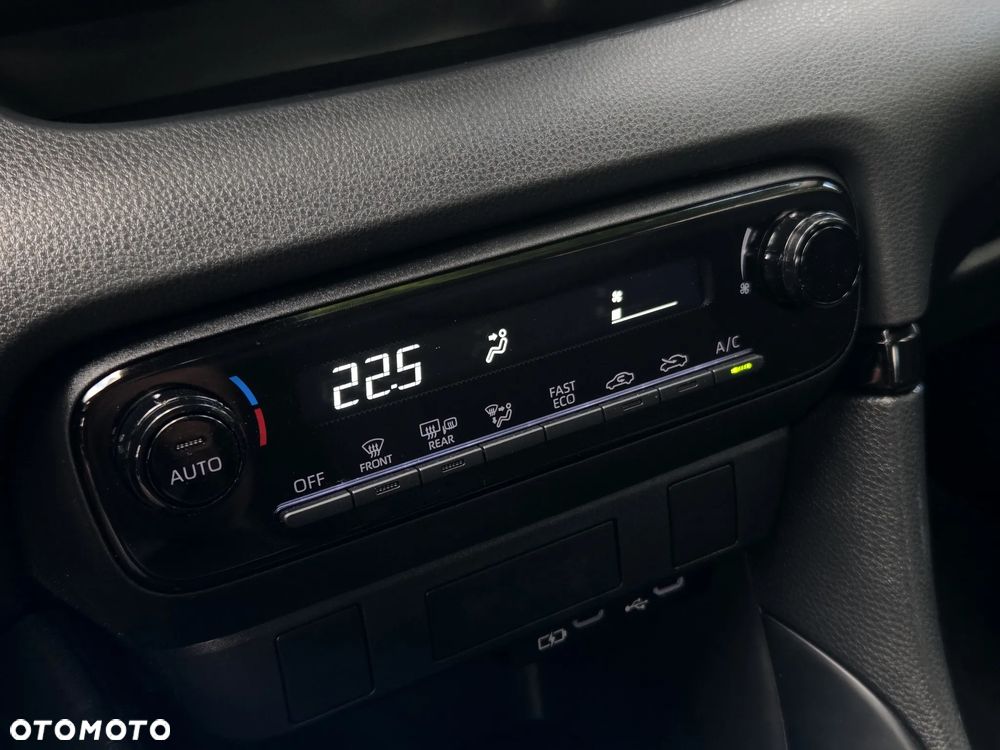 Mazda 2 Hybrid 1.5 VVT-i 116 CVT EXCLUSIVE-LINE - 30
