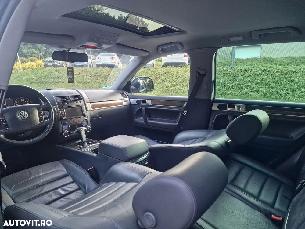 Volkswagen Touareg - 22