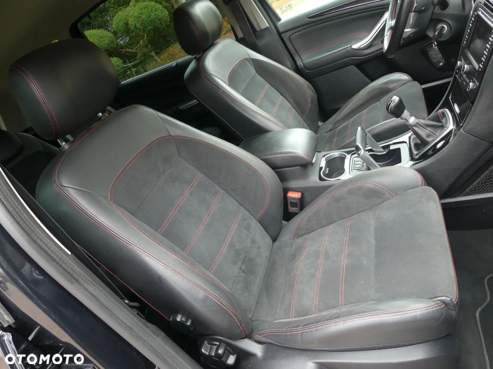 Ford S-Max 2.0 TDCi DPF Trend - 29