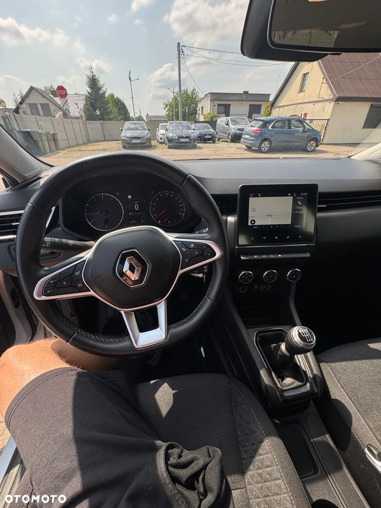 Renault Clio - 14