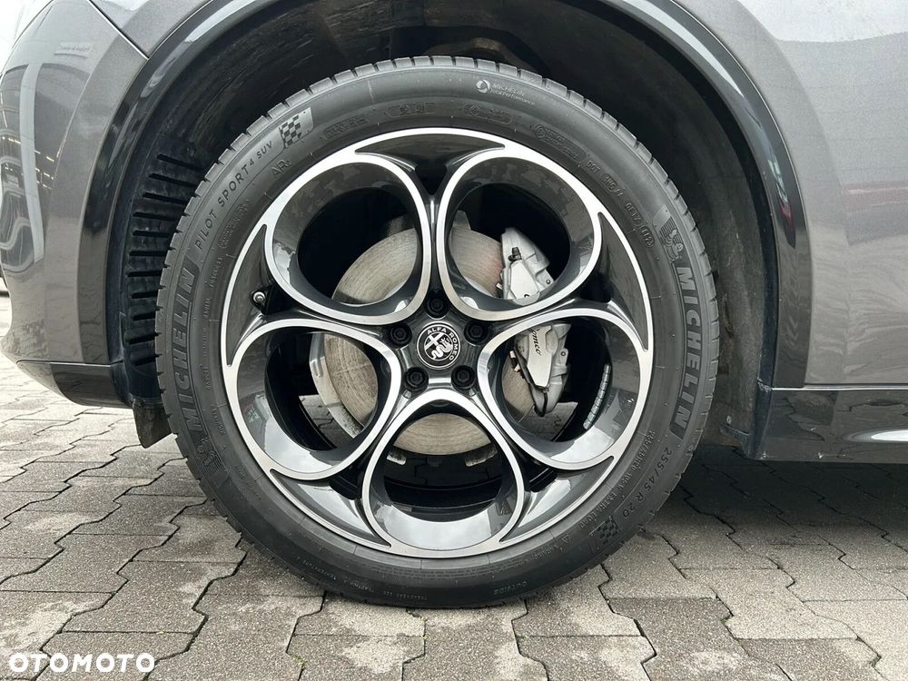 Alfa Romeo Stelvio 2.0 Turbo Veloce Q4 - 38