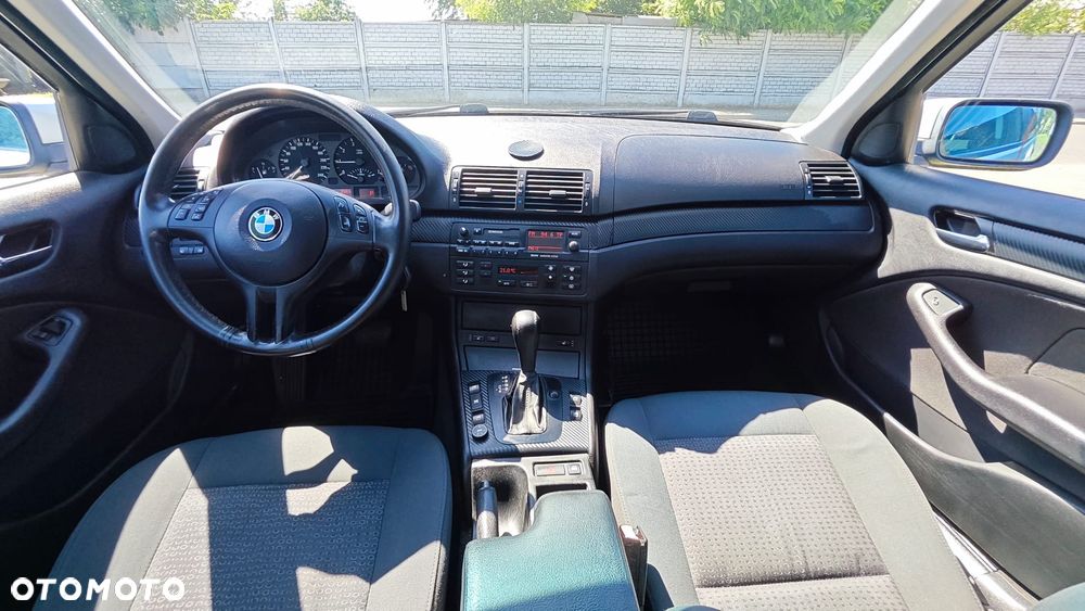 BMW Seria 3 318i Edition Exclusive - 20