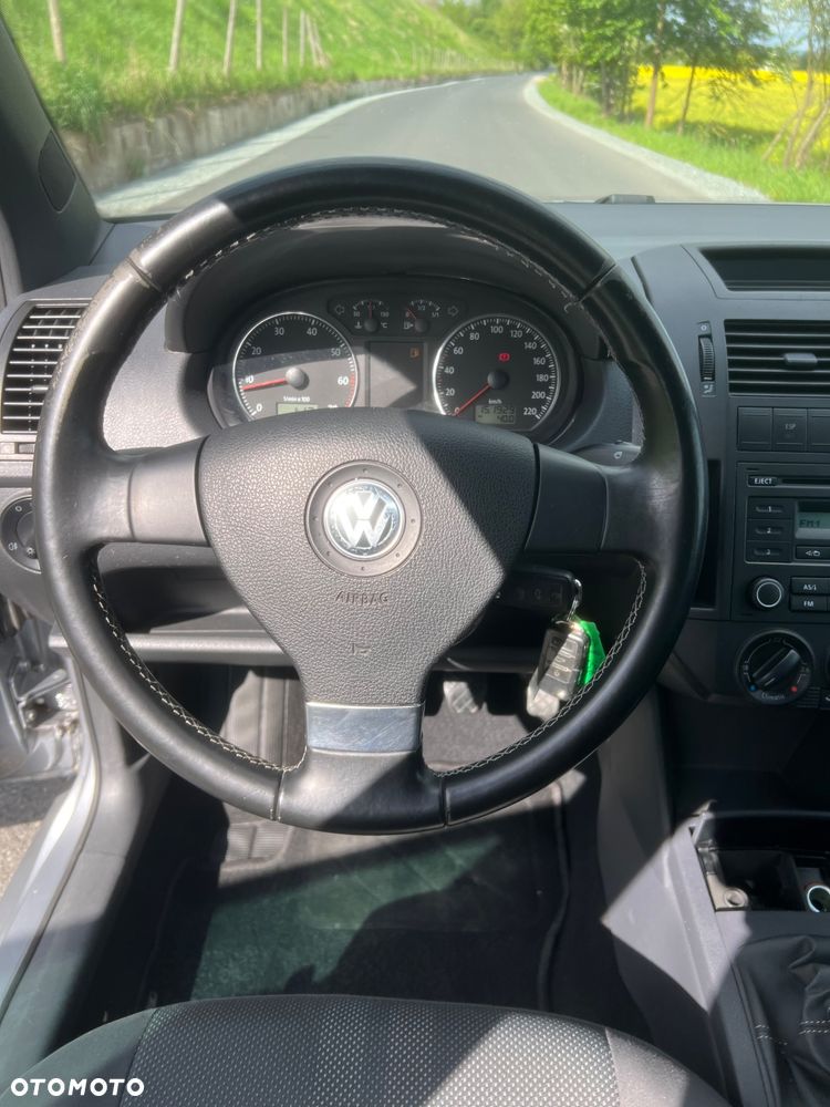 Volkswagen Polo 1.4 Tour Edition - 15
