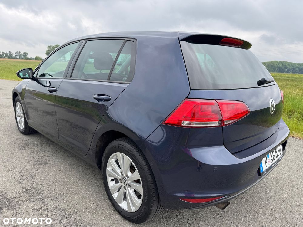 Volkswagen Golf 1.2 TSI BMT Comfortline - 16