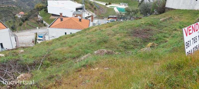 Vende-se Terreno para Construção em Tabuaço, lado da piscina Municipal - Grande imagem: 2/4