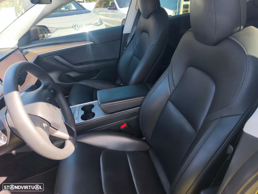 Tesla Model 3 Standard Range Plus RWD - 5