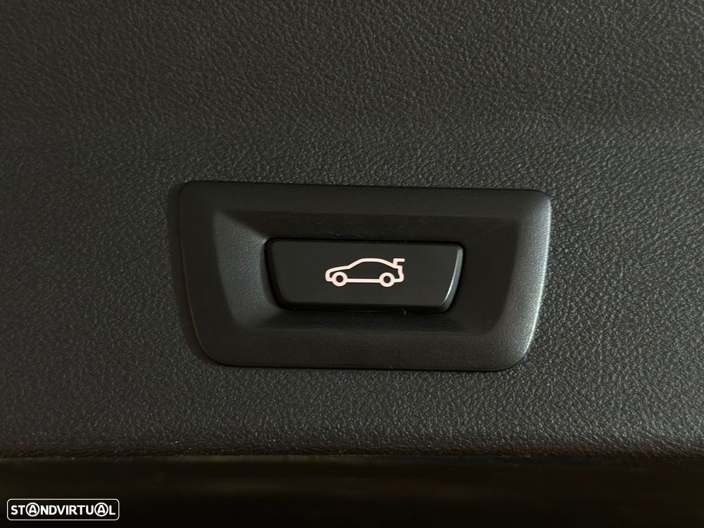 BMW iX3 Inspiring - 37