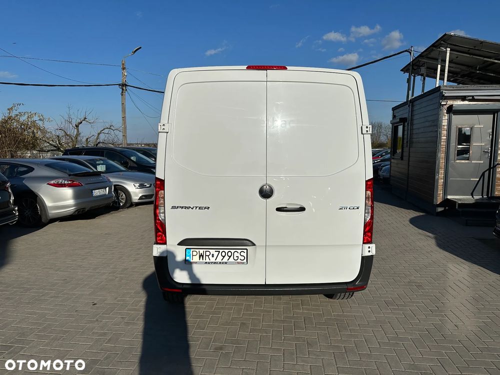 Mercedes-Benz Sprinter - 27