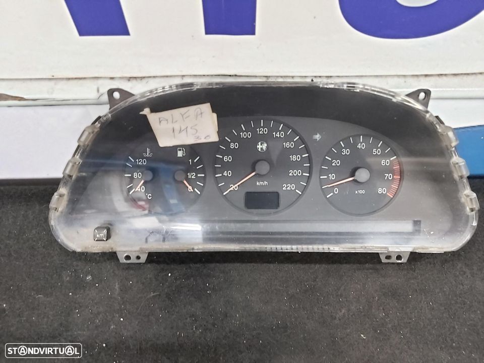 Quadrante Alfa Romeu 145 - 2