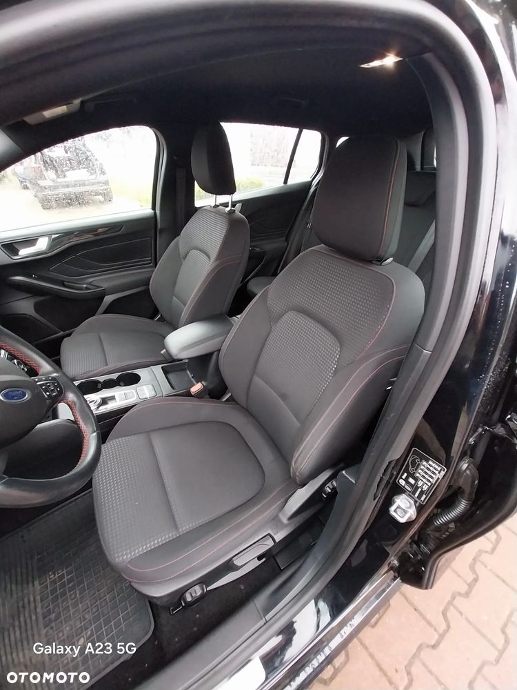 Ford Focus - 18