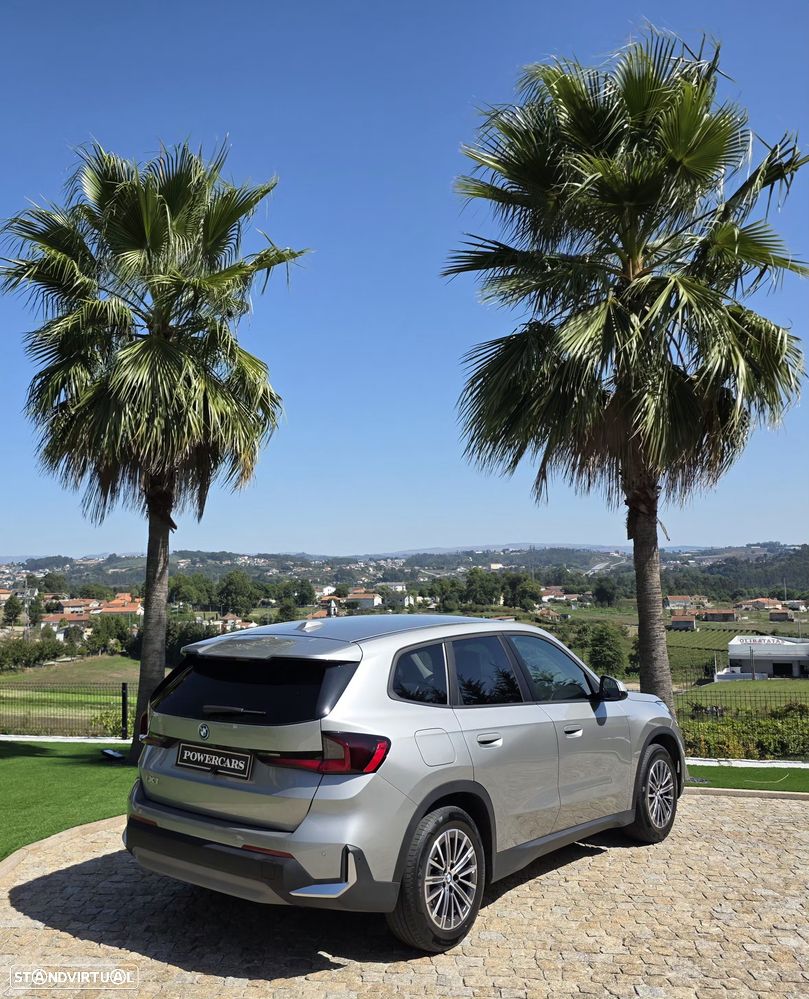 BMW iX1 xDrive30 M Sport Pack - 14