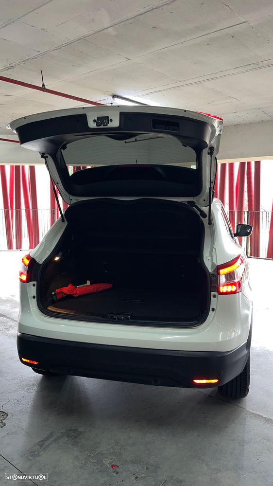 Nissan Qashqai 1.5 dCi Tekna Premium - 16