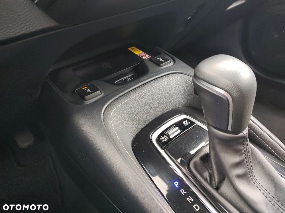 Suzuki Swace 1.8 Hybrid Elegance CVT - 21