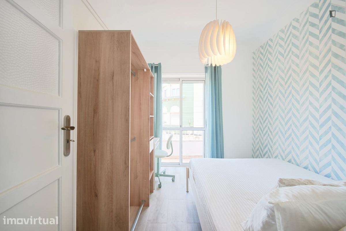 Quarto - localizado em Amadora Lisbon - Grande imagem: 2/21