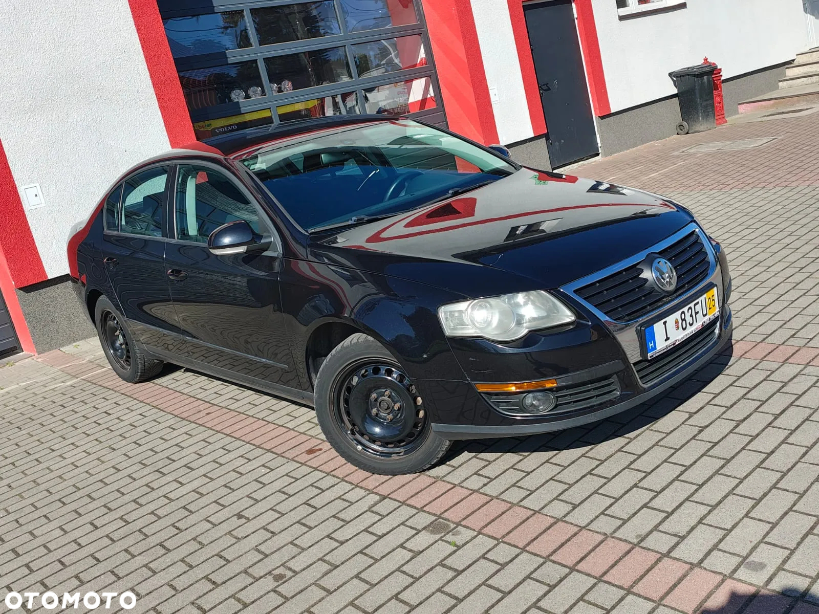 Volkswagen Passat - 2