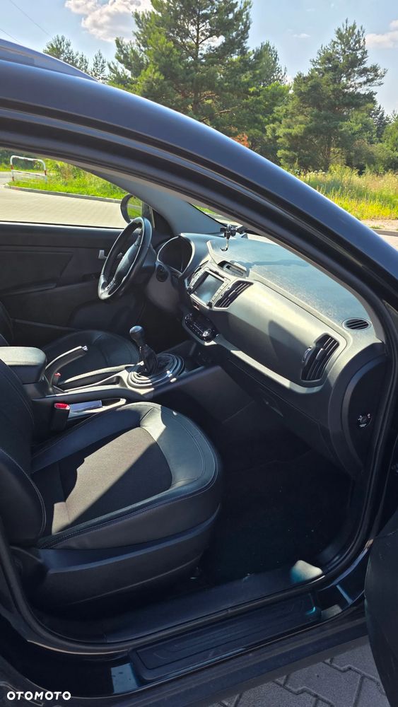 Kia Sportage 2.0 L - 7