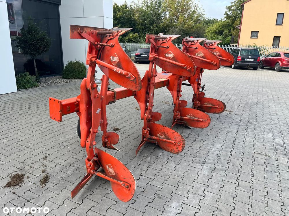Kuhn MultiMaster 121 - 6
