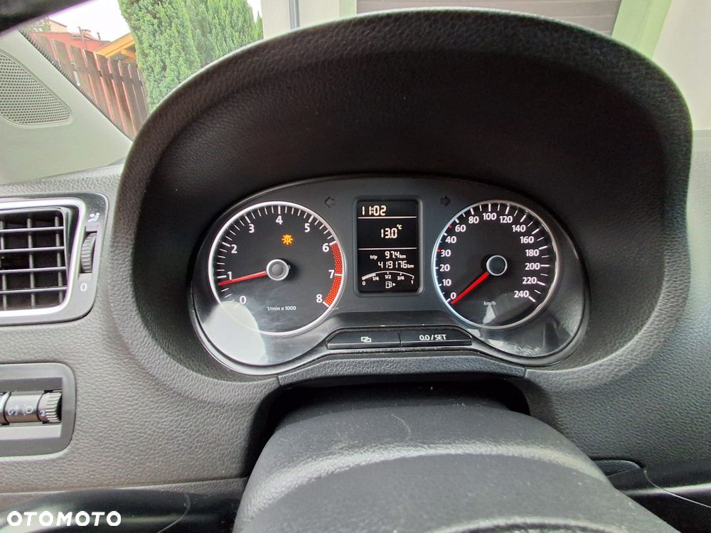 Volkswagen Polo - 33