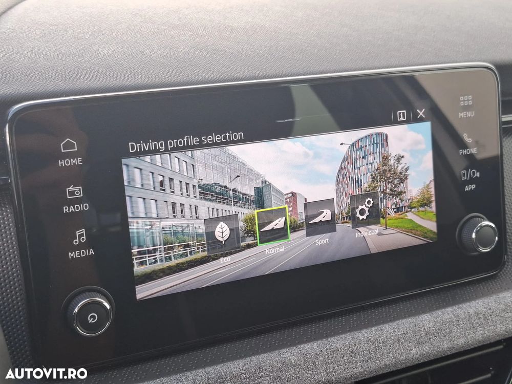 Skoda Kamiq 1.0 TSI Selection - 25