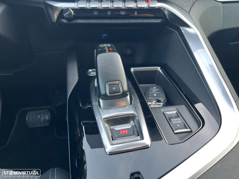 Peugeot 3008 1.5 BlueHDi Allure EAT8 - 25